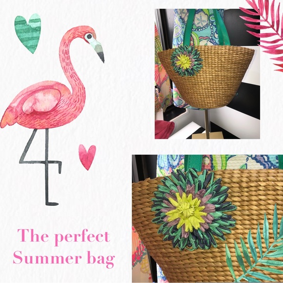 Straw Handbag/ Beach or Pool Bag with Flower Accent - Picture 1 of 8